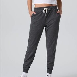 Vuori Charcoal Heather Performance Joggers - Long XS